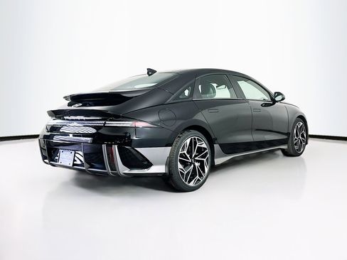 Used 2024 Hyundai Ioniq 6 SEL image 9