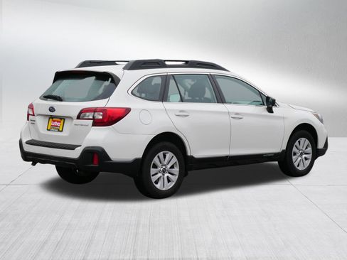 Used 2018 Subaru Outback 2.5i image 7