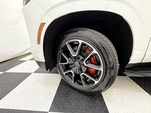 New 2025 Chevrolet Suburban RST w/ RST Capability Package image 12