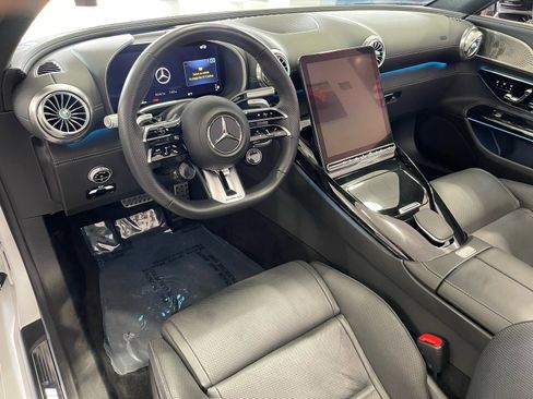 Used 2022 Mercedes-Benz SL 63 AMG 4MATIC image 27
