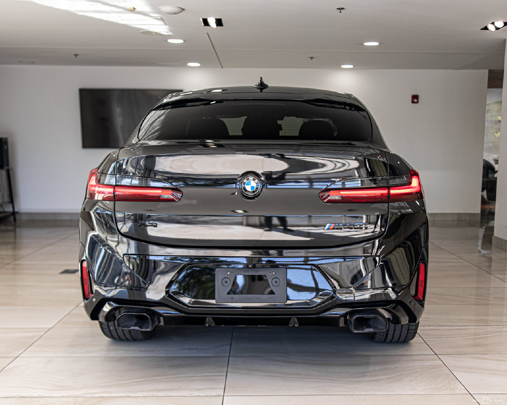 Used 2024 BMW X4 M40i AWD/4WD image 13