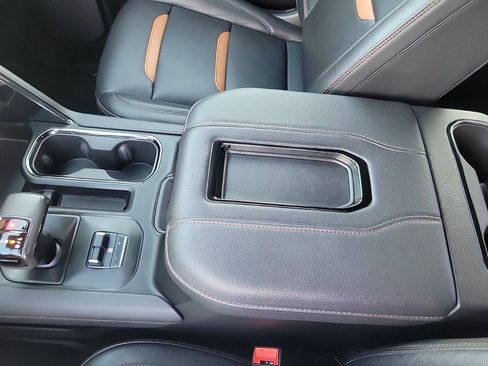 Used 2022 GMC Sierra 1500 AT4 image 24