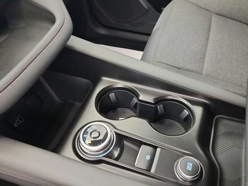 New 2026 Ford Explorer Active AWD/4WD image 14