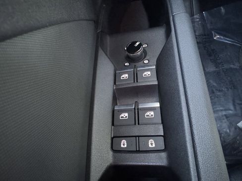 Used 2022 Audi Q4 e-tron Premium Plus w/ Premium Plus image 30