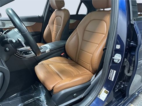 Used 2021 Mercedes-Benz C 300 4MATIC Sedan image 29