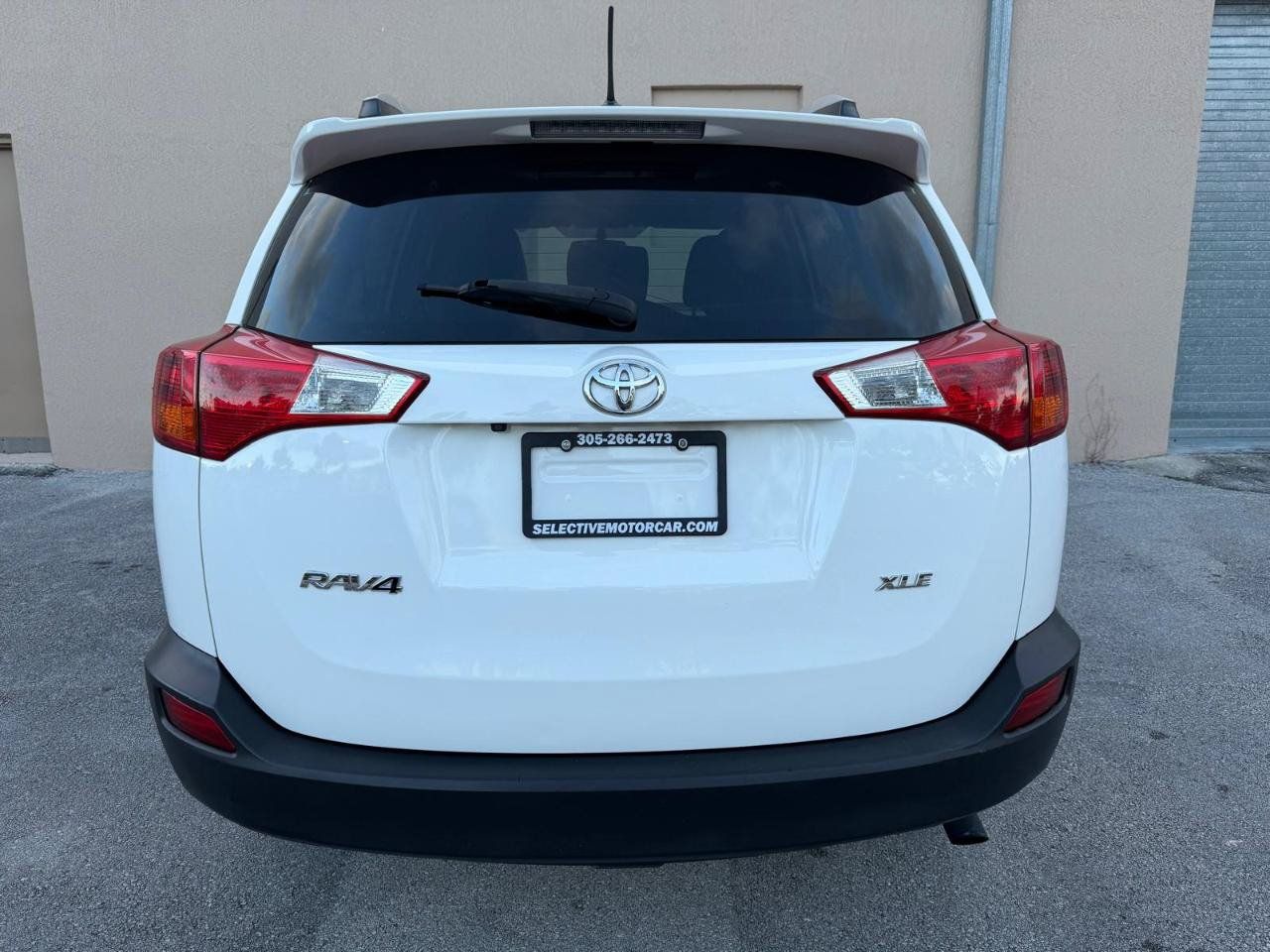 Used 2015 Toyota RAV4 XLE FWD image 9