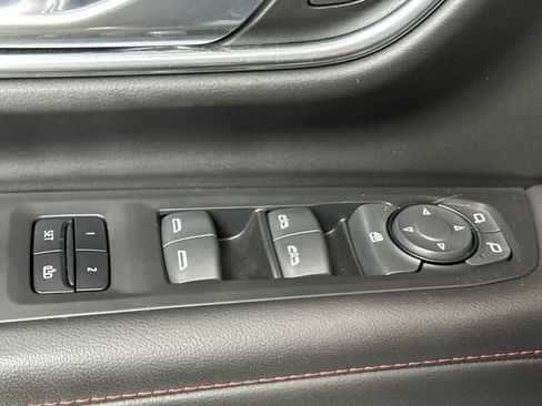 Used 2022 Chevrolet Tahoe RST w/ Sport Performance Package image 14