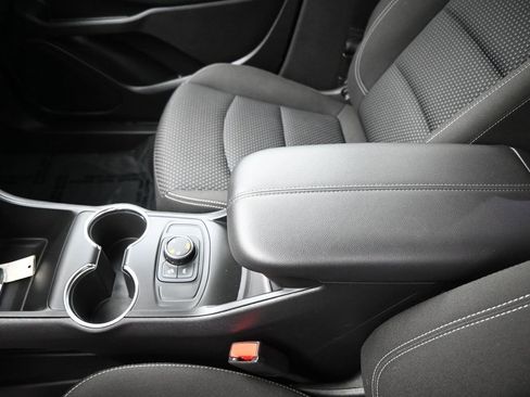 Certified 2024 GMC Terrain SLE image 13