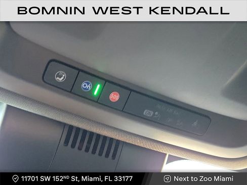 Used 2023 Chevrolet Suburban LT image 20