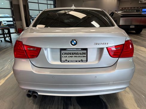 Used 2011 BMW 328i xDrive Sedan AWD/4WD image 27