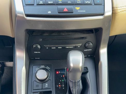 Used 2016 Lexus NX 200t FWD image 29