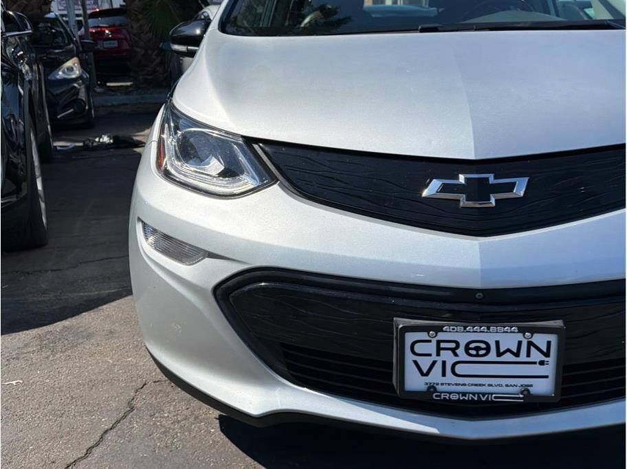 Used 2020 Chevrolet Bolt Premier w/ Infotainment Package FWD image 28