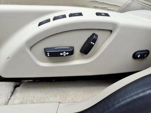 Used 2015 Volvo XC60 T5 Platinum image 17