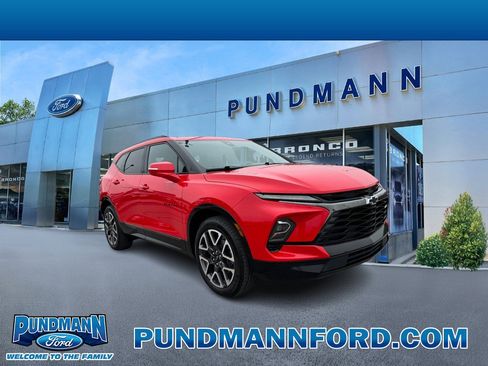 Used 2023 Chevrolet Blazer RS w/ Enhanced Convenience Package image 1