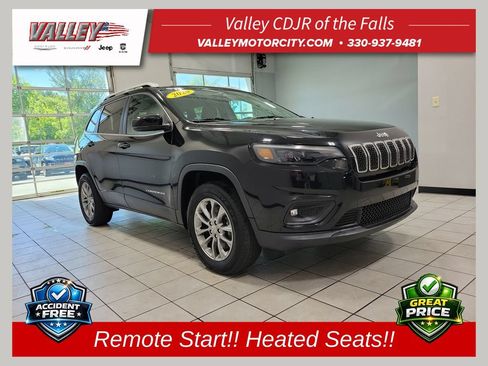 Used 2020 Jeep Cherokee Latitude Plus w/ Cold Weather Group AWD/4WD image 1