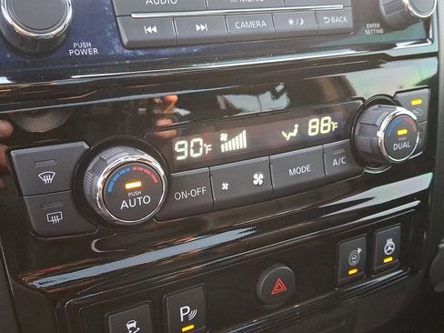 Certified 2023 Nissan Titan PRO-4X w/ Pro-4x Convenience Package image 16