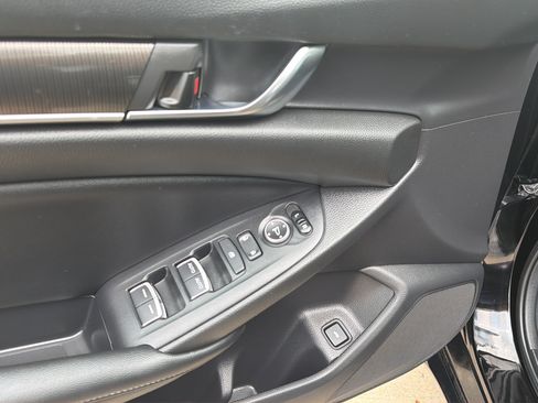 Used 2022 Honda Accord Sport image 22