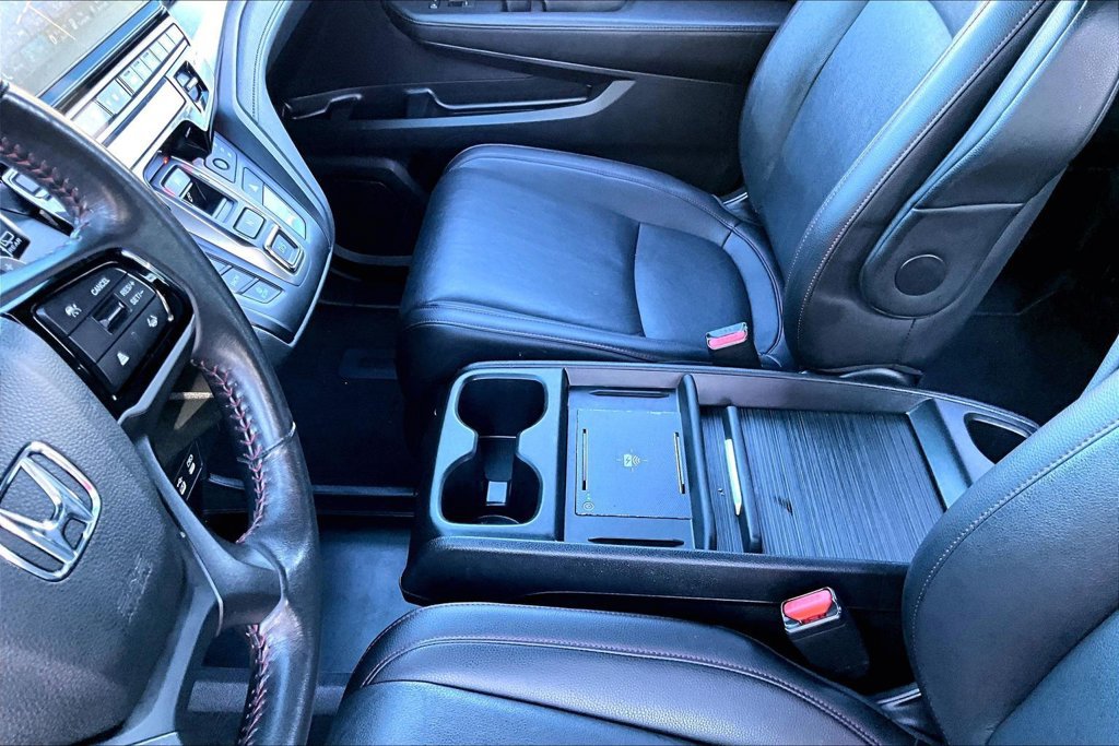 Used 2025 Honda Odyssey Sport-L image 15