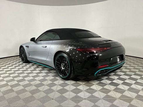 Used 2024 Mercedes-Benz SL 63 AMG 4MATIC image 3