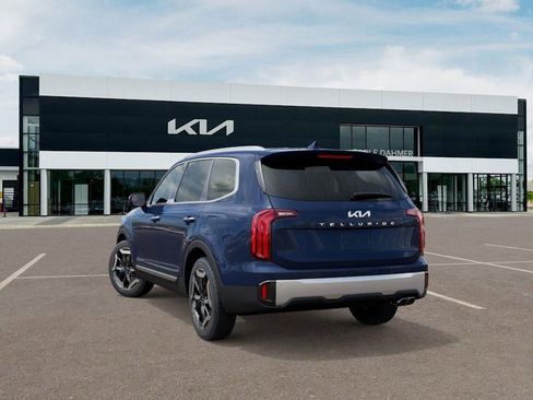 New 2025 Kia Telluride S FWD image 4