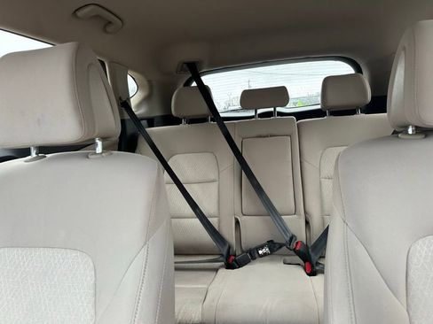 Used 2017 Hyundai Tucson SE image 18