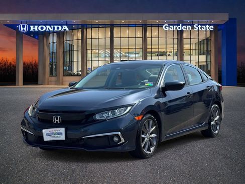 Used 2019 Honda Civic EX image 2