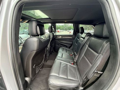 Used 2014 Jeep Grand Cherokee Overland AWD/4WD image 11