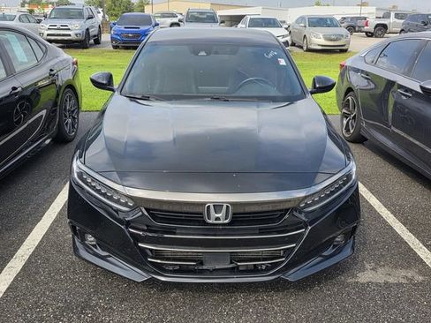 Used 2021 Honda Accord Sport image 2