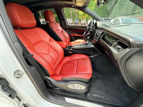 Used 2017 Porsche Macan S AWD/4WD image 24
