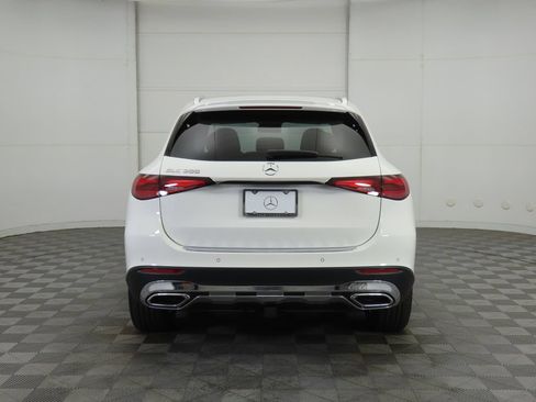 Certified 2026 Mercedes-Benz GLC 300 image 6