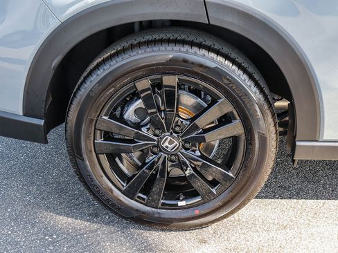 Certified 2026 Honda HR-V Sport image 8