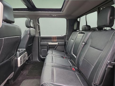 Used 2016 Ford F150 Lariat image 10