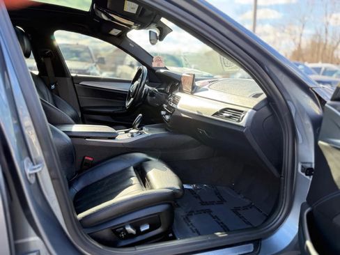 Used 2018 BMW 530i xDrive image 13