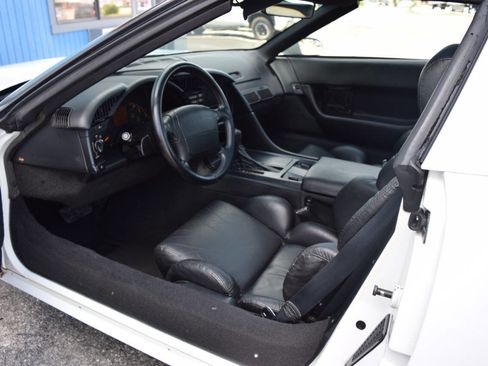 Used 1992 Chevrolet Corvette Coupe image 31