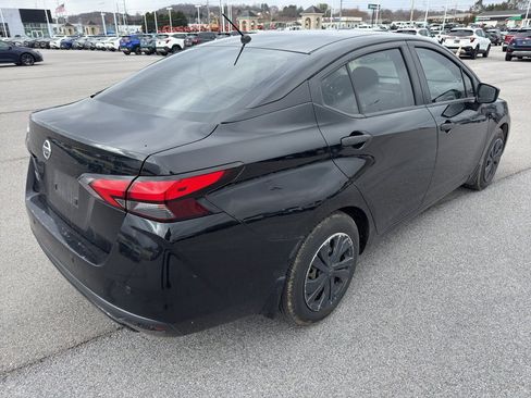 Used 2020 Nissan Versa S image 5