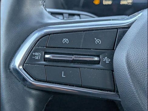 Used 2025 Chevrolet Equinox LT w/ Convenience Package II image 17