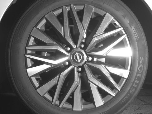 Used 2025 Nissan Altima 2.5 SV image 12