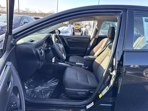 Used 2017 Toyota Corolla LE w/ Carpet Mat Package (TMS) image 19