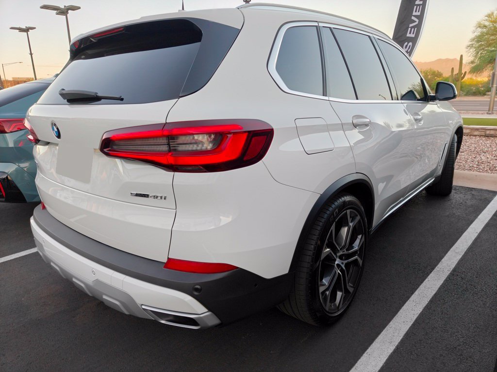 Used 2021 BMW X5 sDrive40i w/ Executive Package 2 RWD image 6