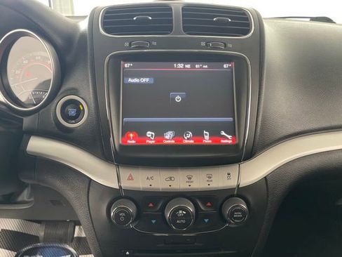Used 2019 Dodge Journey GT AWD/4WD image 41