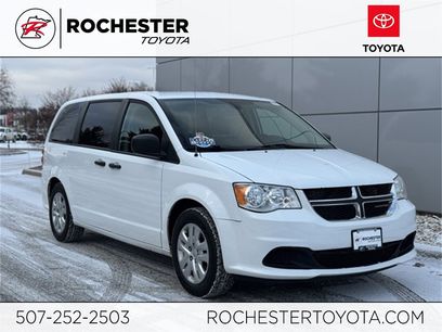 Used 2019 Dodge Grand Caravan SE w/ UConnect Hands-Free Group