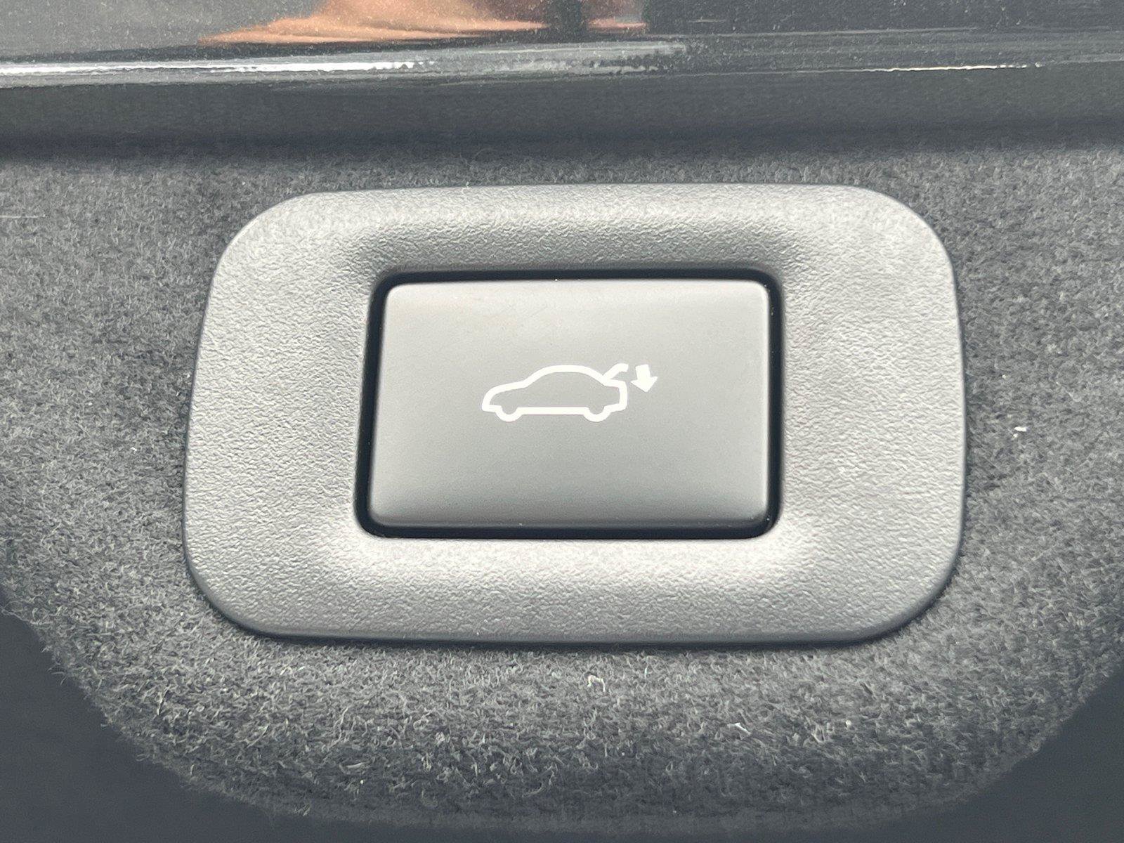 Certified 2026 Lexus ES 350h w/ Cold Area Package FWD image 13