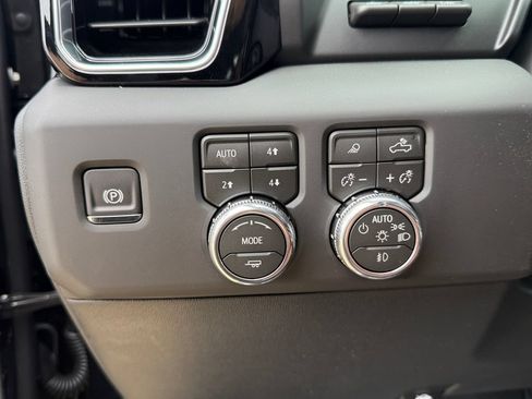New 2026 GMC Sierra 1500 Denali Ultimate w/ LPO, Black Badging Package AWD/4WD image 14