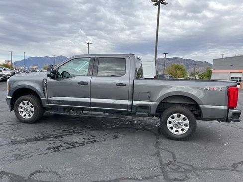 Used 2024 Ford F250 XLT image 13