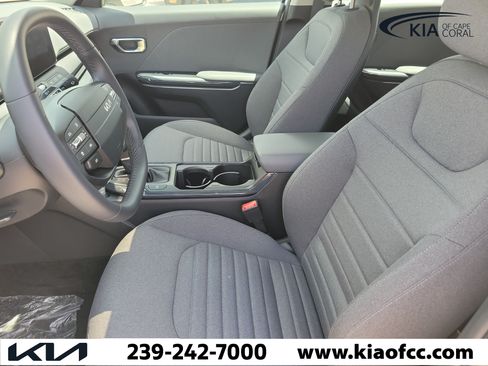 New 2025 Kia K4 EX FWD image 21