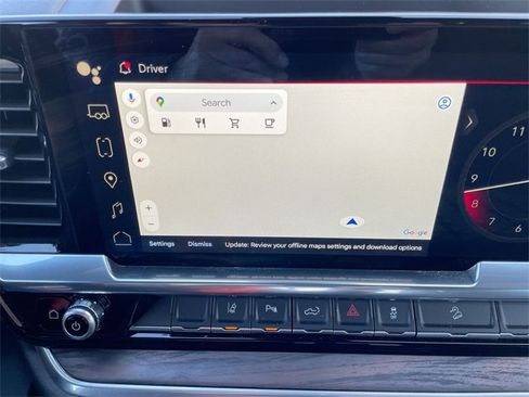 Used 2024 GMC Sierra 2500 SLT w/ SLT Premium Package image 21