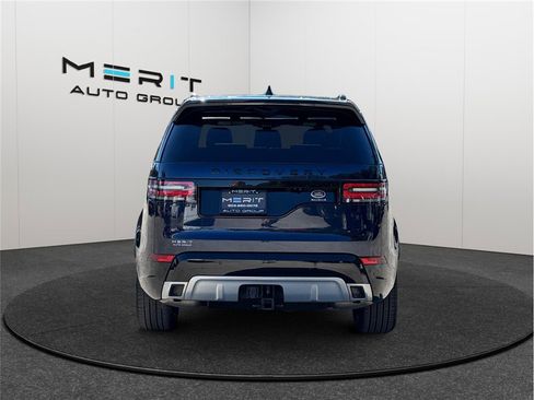 Used 2019 Land Rover Discovery HSE image 8