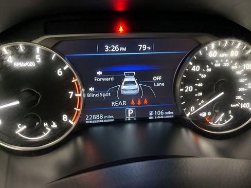 Used 2024 Nissan Altima 2.5 SV image 19