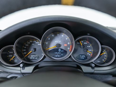 Used 2011 Porsche 911 GT3 RS RWD image 63