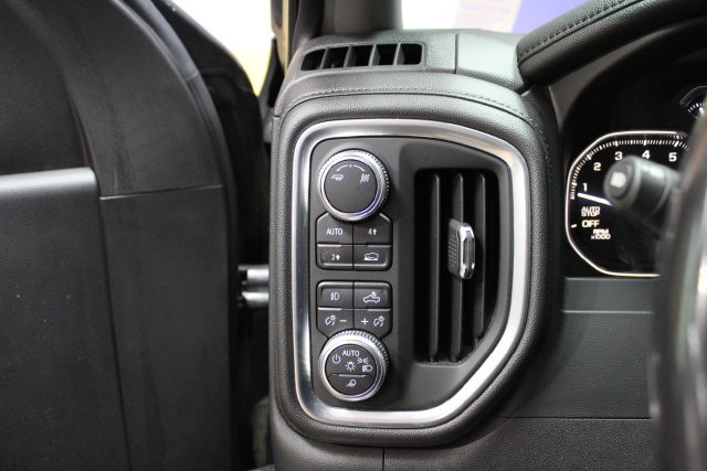 Used 2019 GMC Sierra 1500 SLT w/ SLT Premium Plus Package AWD/4WD image 15